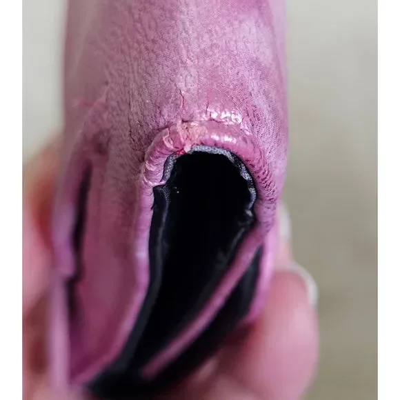 #101 Kenneth Cole Reaction envelope wallet, pink - Picture 6 of 9